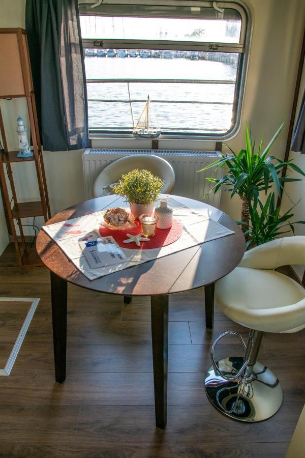 Island-Dreams Hausboot Cecilie Lejlighed Slesvig Eksteriør billede